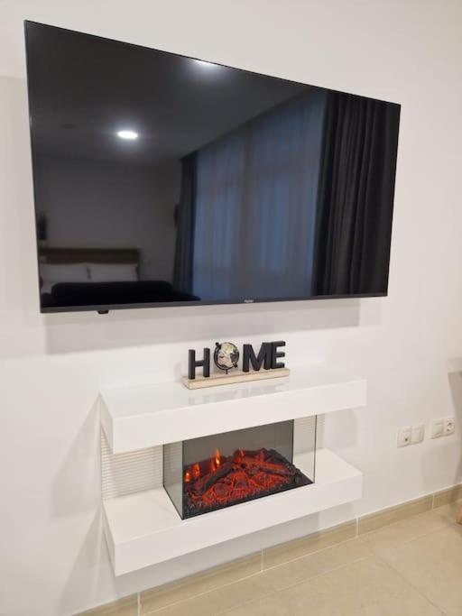 Apartament Miniloft Cee Con Wifi En El Centro Del Pueblo Zewnętrze zdjęcie